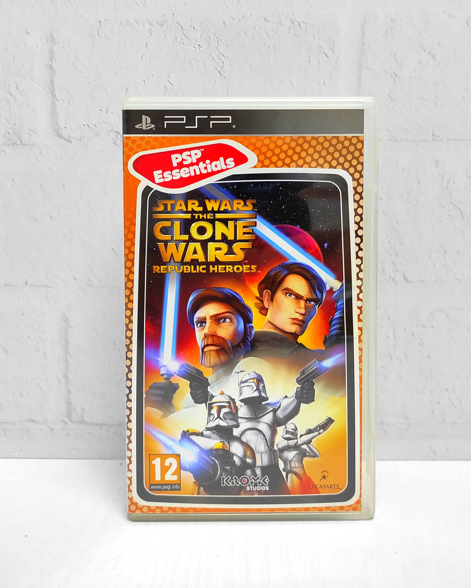 Star Wars: The Clone Wars - Republic Heroes Звёздные войны: Войны клонов Герои Республики Английский язык ULES 01284 Видеоигра на диске PSP. Товар уцененный