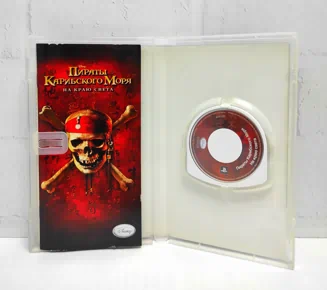 Disney Pirates of the Caribbean At Worlds End Пираты Карибского моря На краю света Полностью на русском ULES 00728 Видеоигра на диске PSP. Товар уцененный