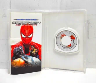 Spider-Man: Web of Shadows - Amazing Allies Edition Человек-паук: Паутина теней Издание Удивительных союзников Английский язык ULES 01174 Видеоигра на диске PSP. Товар уцененный